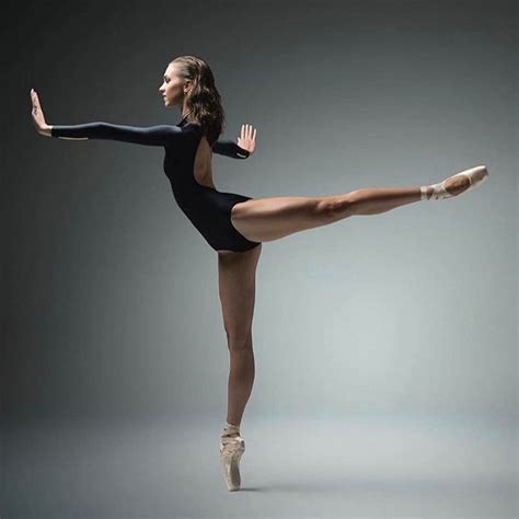 ballet pose pictures|ballet dance poses for pictures.